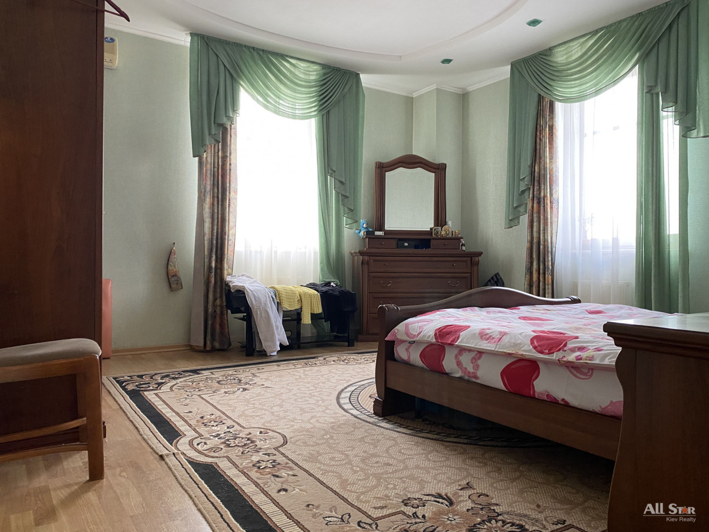 Продажа 4к квартиры в Киеве,  Богдана Хмельницкого ул., 41 1