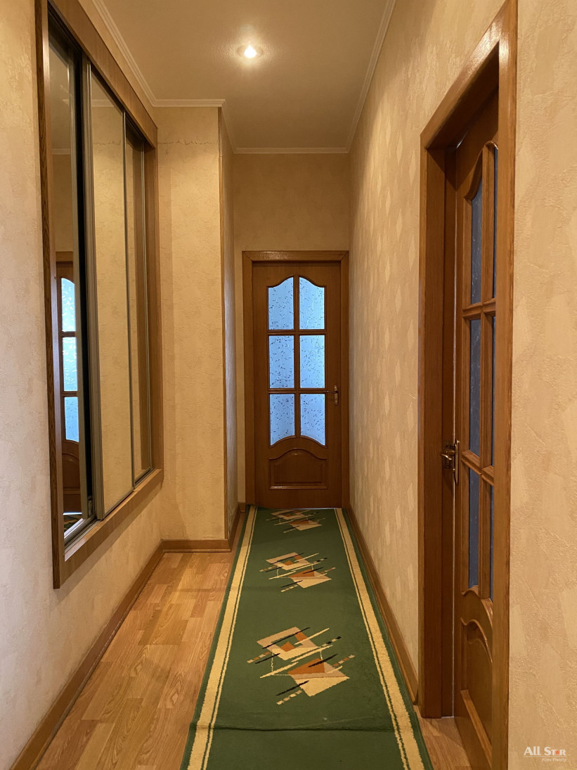 Продажа 4к квартиры в Киеве,  Богдана Хмельницкого ул., 41 13