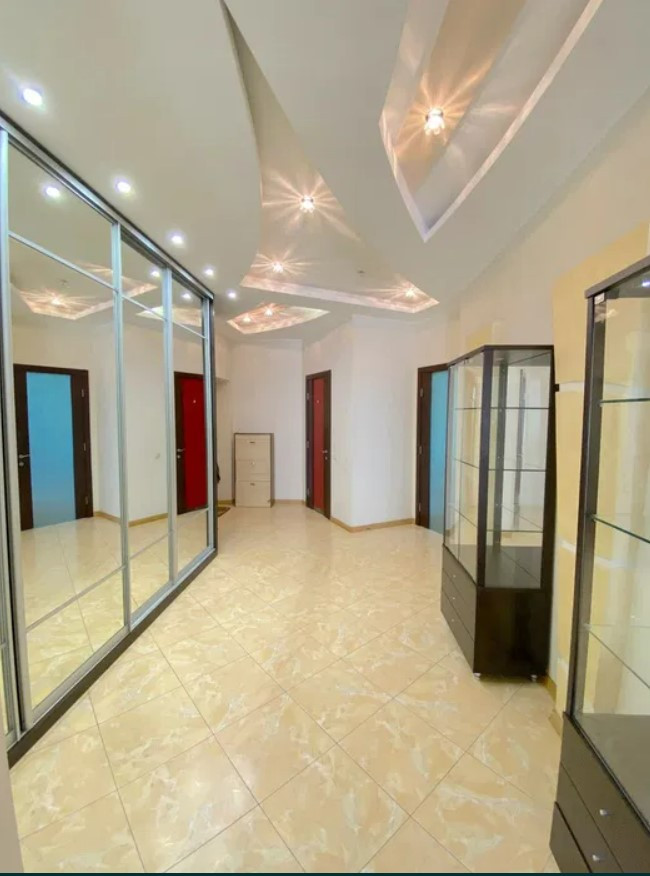 Аренда 4к квартиры в Киеве,  Антоновича ул. (Горького ул.), 72 1