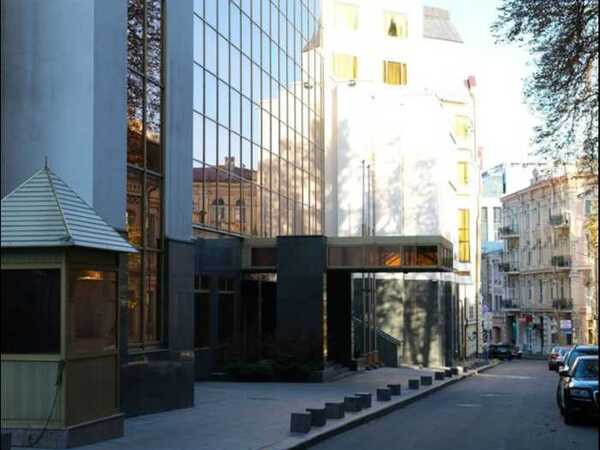 Продажа здания в Киеве, Софиевская ул., 9 8