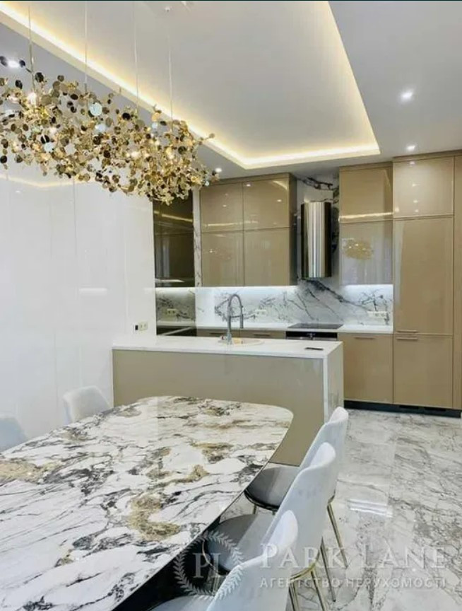 Продажа 3к квартиры в Киеве,  ЖК Роял Тауер, Саксаганского ул., 37К 0