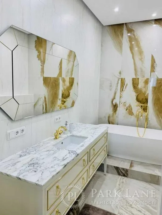 Продажа 3к квартиры в Киеве,  ЖК Роял Тауер, Саксаганского ул., 37К 9