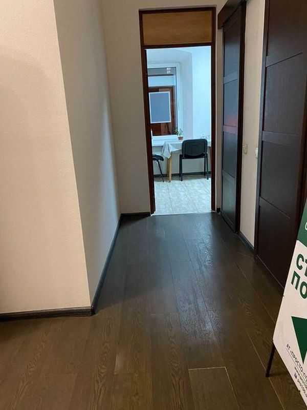 Продажа 2к квартиры в Киеве,  Михайловская ул., 18В 4
