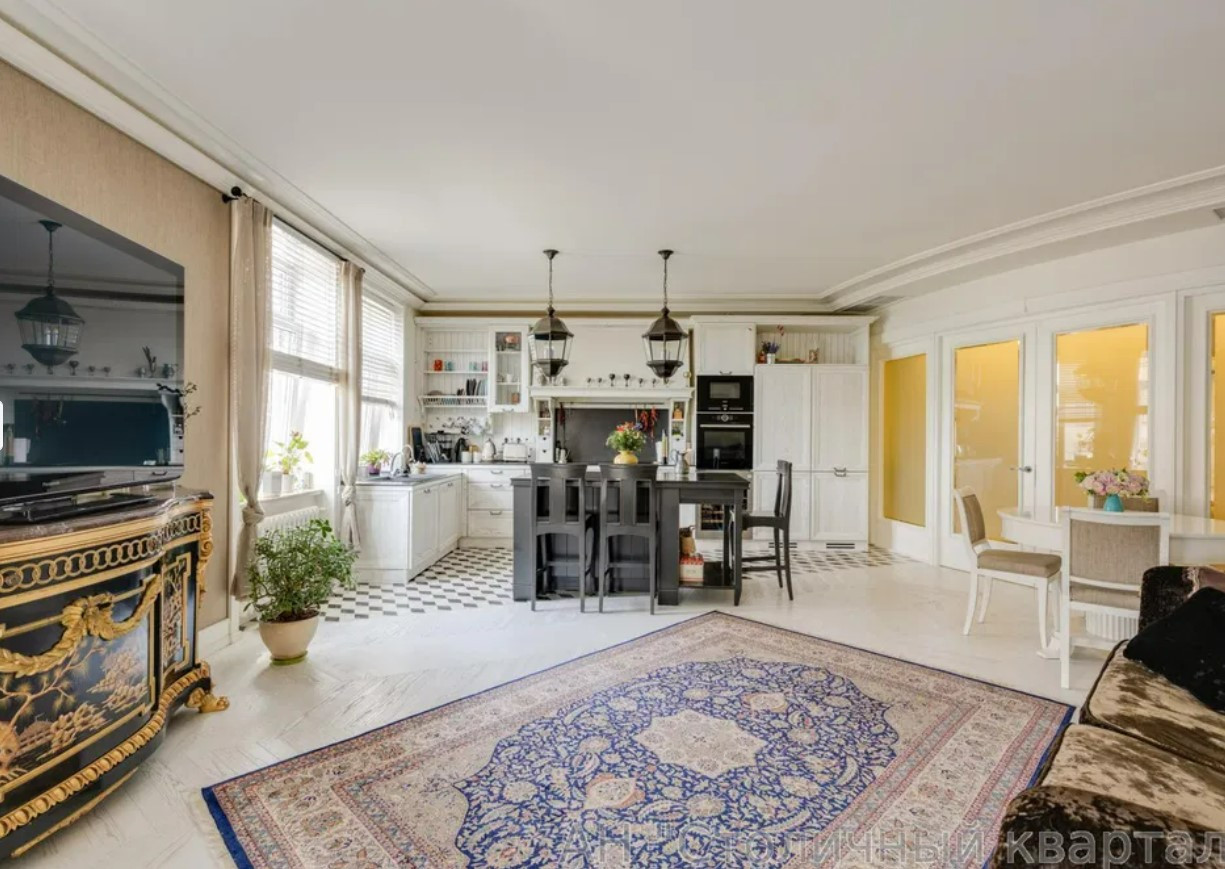 Продажа 4к квартиры в Киеве,  Щекавицкая ул., 30/39 2