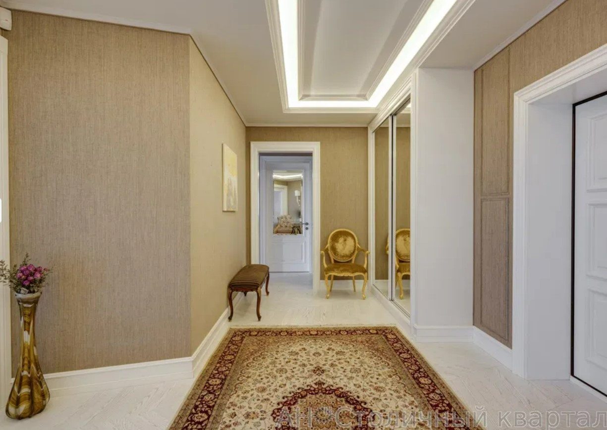 Продажа 4к квартиры в Киеве,  Щекавицкая ул., 30/39 5