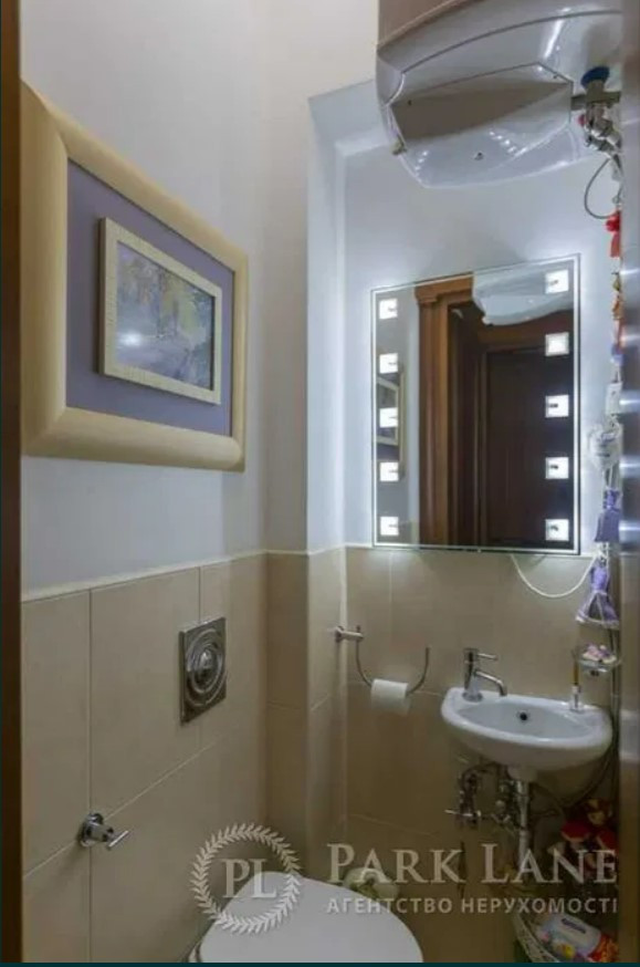 Продажа 2к квартиры в Киеве,  Шелковичная ул., 16Б 7