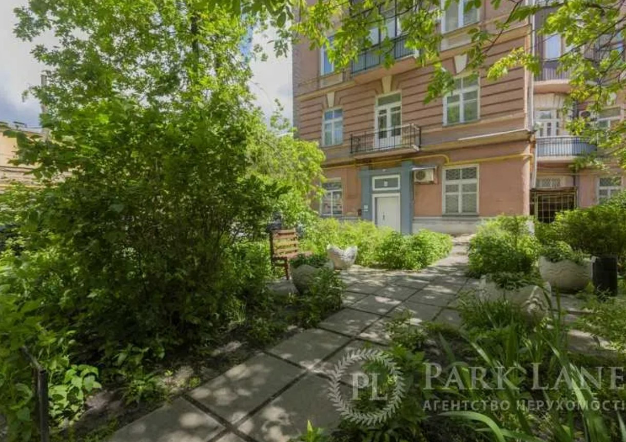 Продажа 2к квартиры в Киеве,  Шелковичная ул., 16Б 10