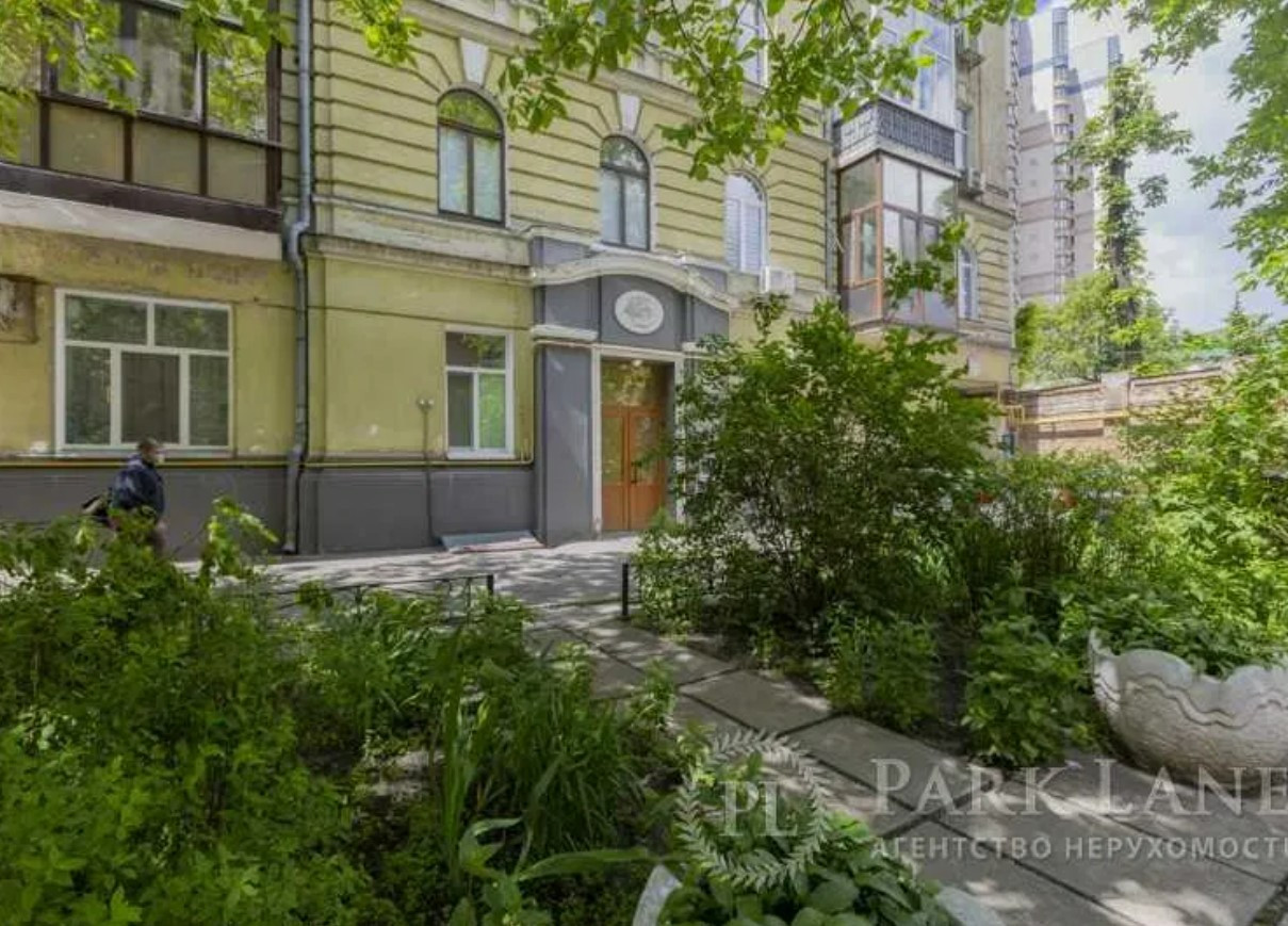 Продажа 2к квартиры в Киеве,  Шелковичная ул., 16Б 12