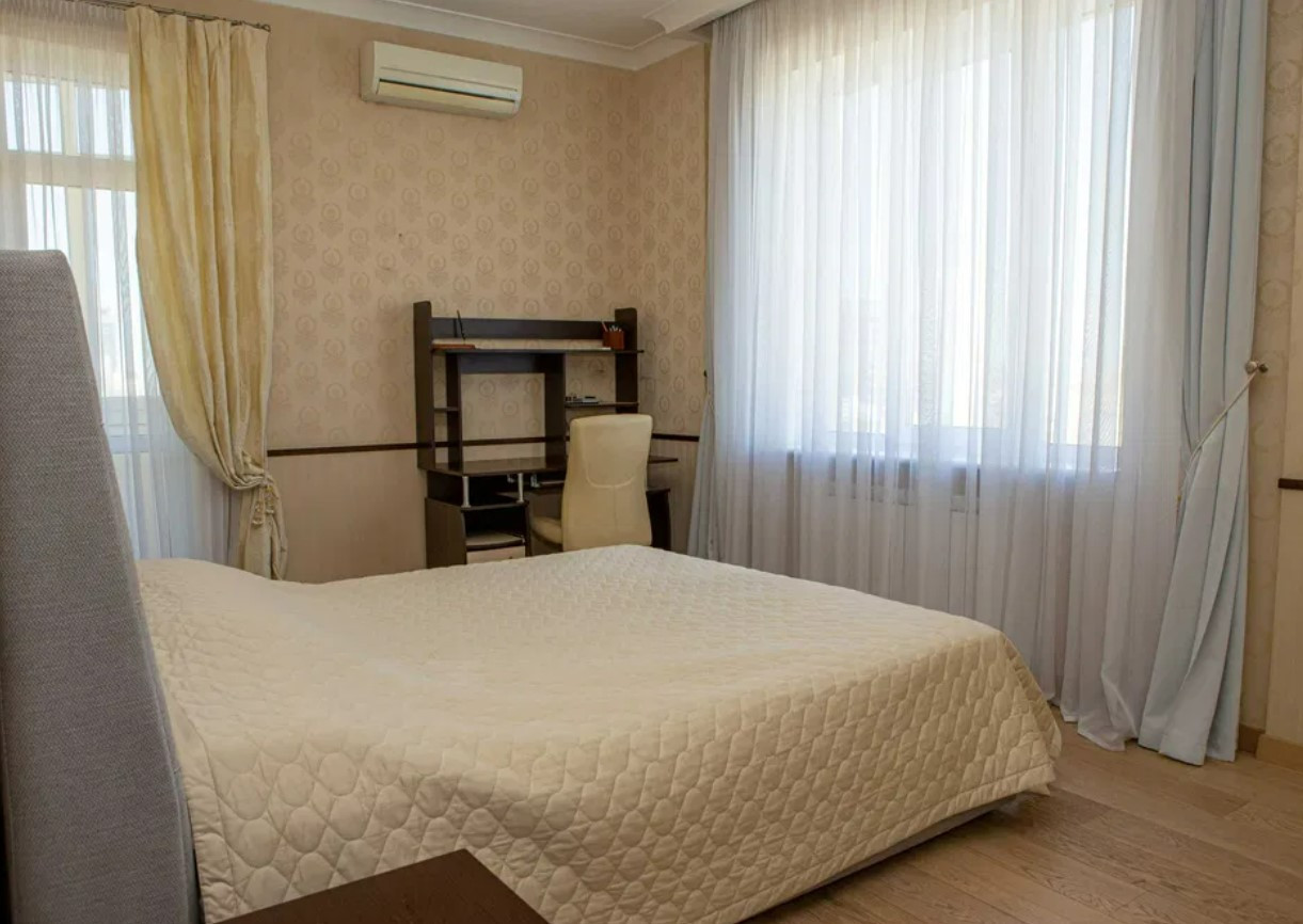 Продажа 4к квартиры в Киеве,  Московская ул., 46/2 13