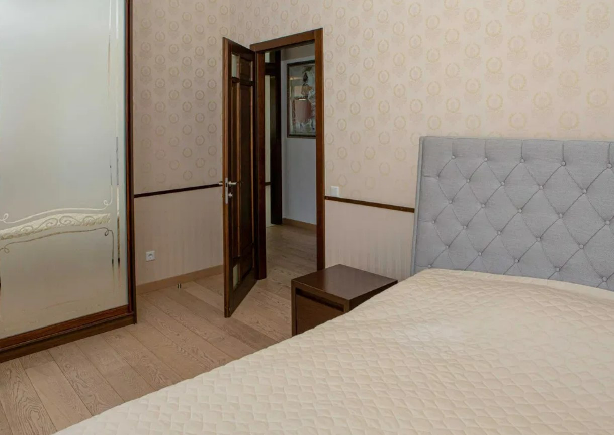 Продажа 4к квартиры в Киеве,  Московская ул., 46/2 14