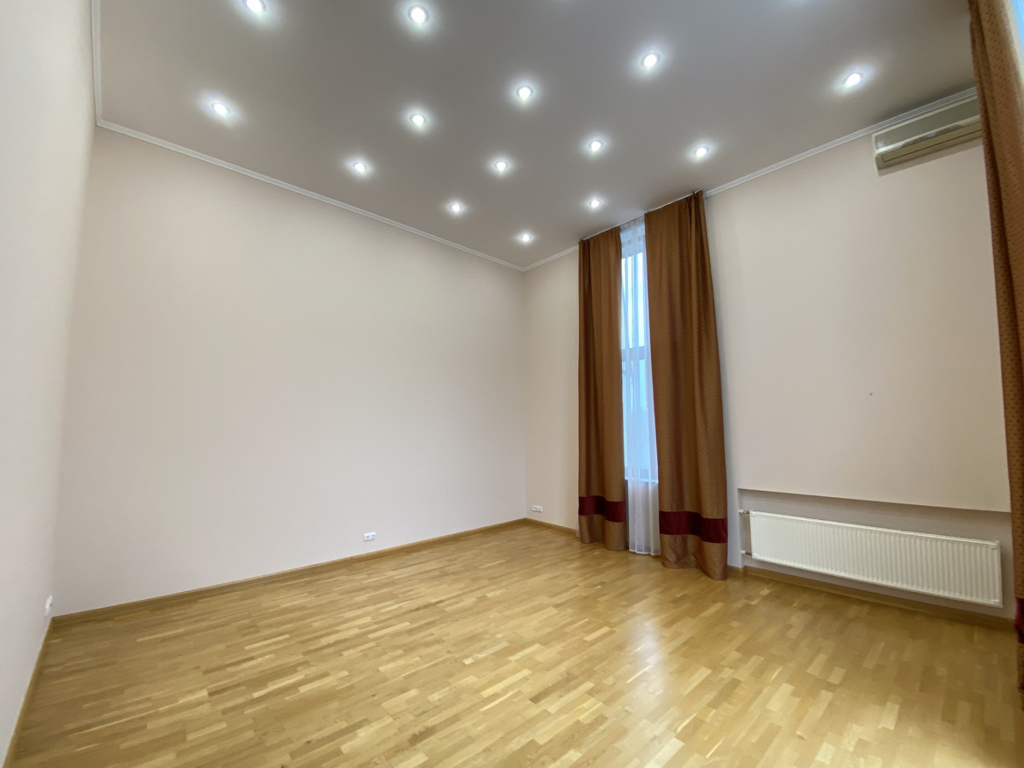 Аренда 7к дома в Киеве,  Муромская ул., 15
