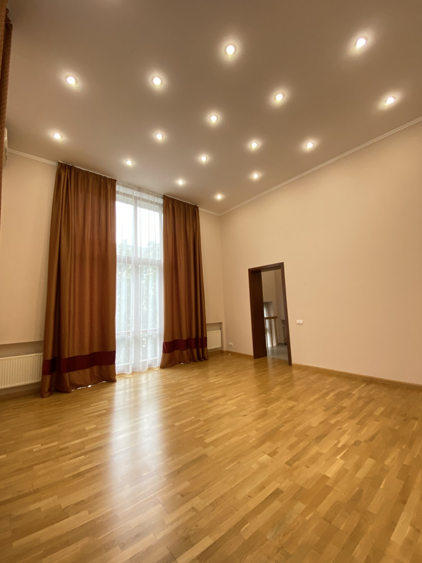 Аренда 7к дома в Киеве,  Муромская ул., 16
