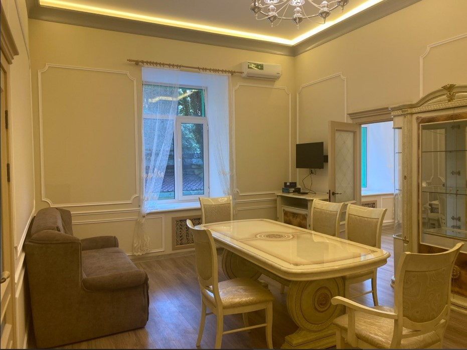 Продажа 3к квартиры в Киеве,  Пушкинская ул., 12 0