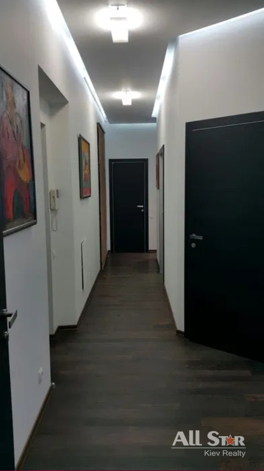Продажа 2к квартиры в Киеве,  Богдана Хмельницкого ул., 9Б 10