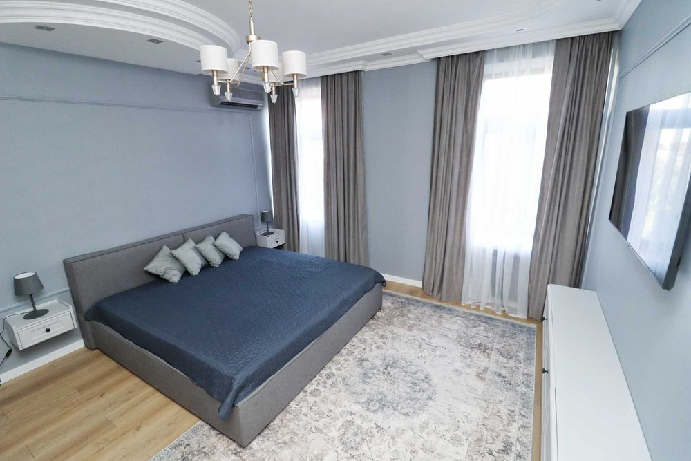 Продажа 4к квартиры в Киеве,  Богдана Хмельницкого ул., 80 8