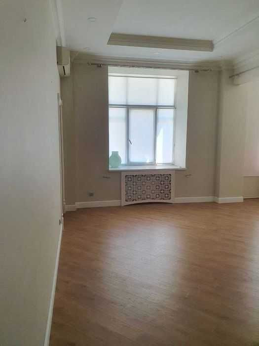 Продажа 3к квартиры в Киеве,  Крещатик ул., 23 4