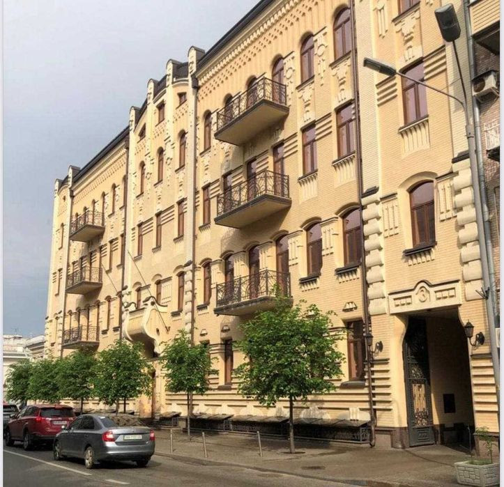 Аренда здания в Киеве,  Шелковичная ул., 3 0