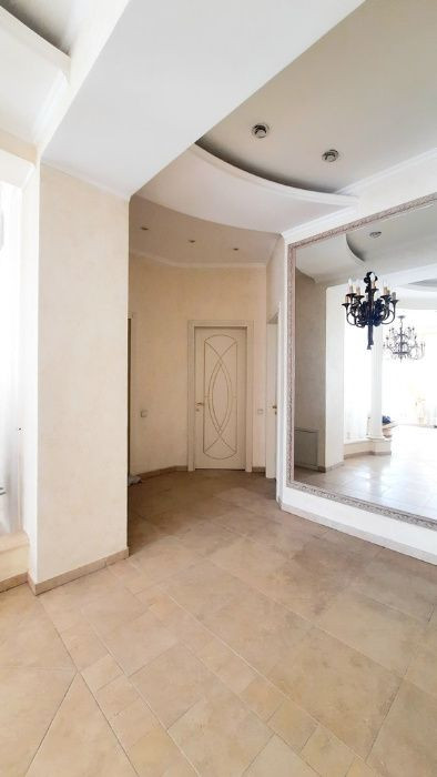 Продажа 3к квартиры в Киеве,  Львовская пл., 4 1