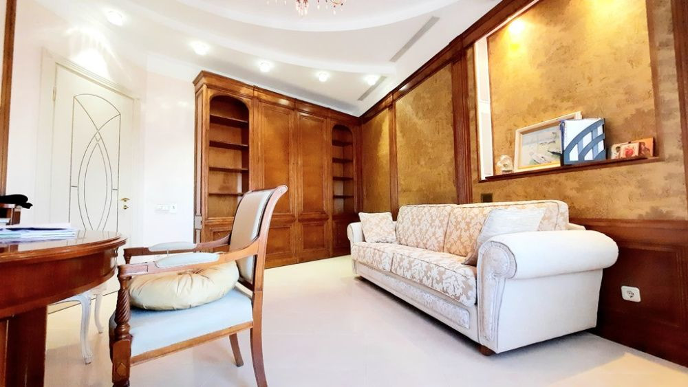 Продажа 3к квартиры в Киеве,  Львовская пл., 4 6