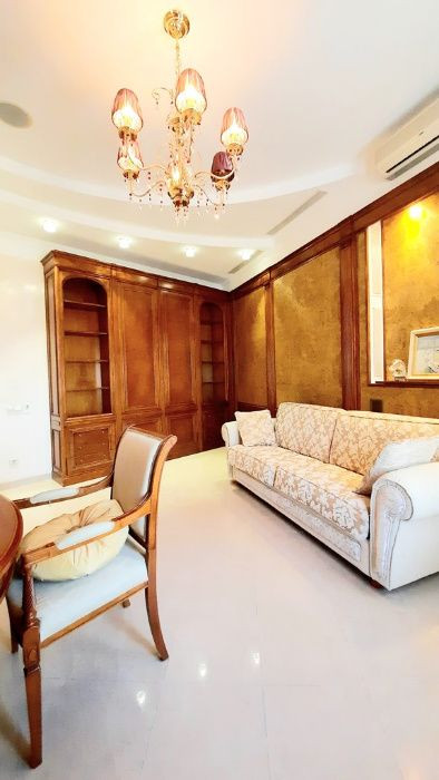 Продажа 3к квартиры в Киеве,  Львовская пл., 4 7