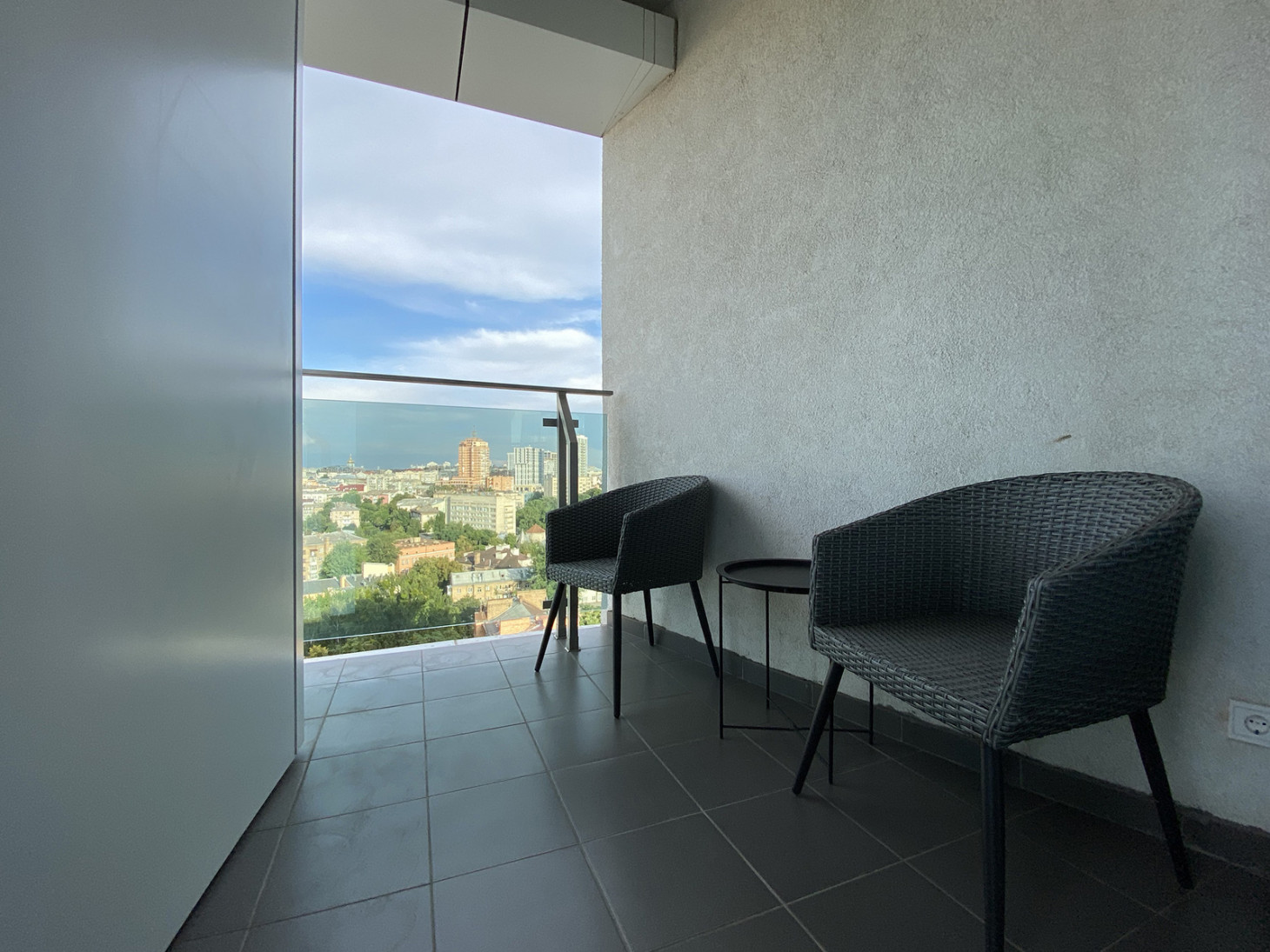 2 BD Apartment for rent in Kiev, Shevchenkovskiy district, Golden Gate