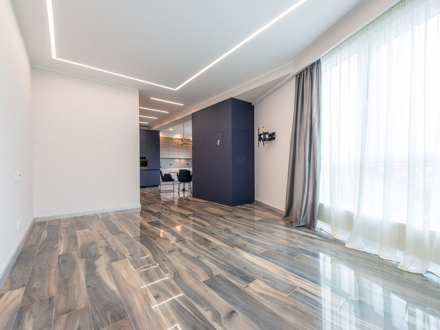 2 BD Apartment for rent in Kiev, Shevchenkovskiy district, Golden Gate