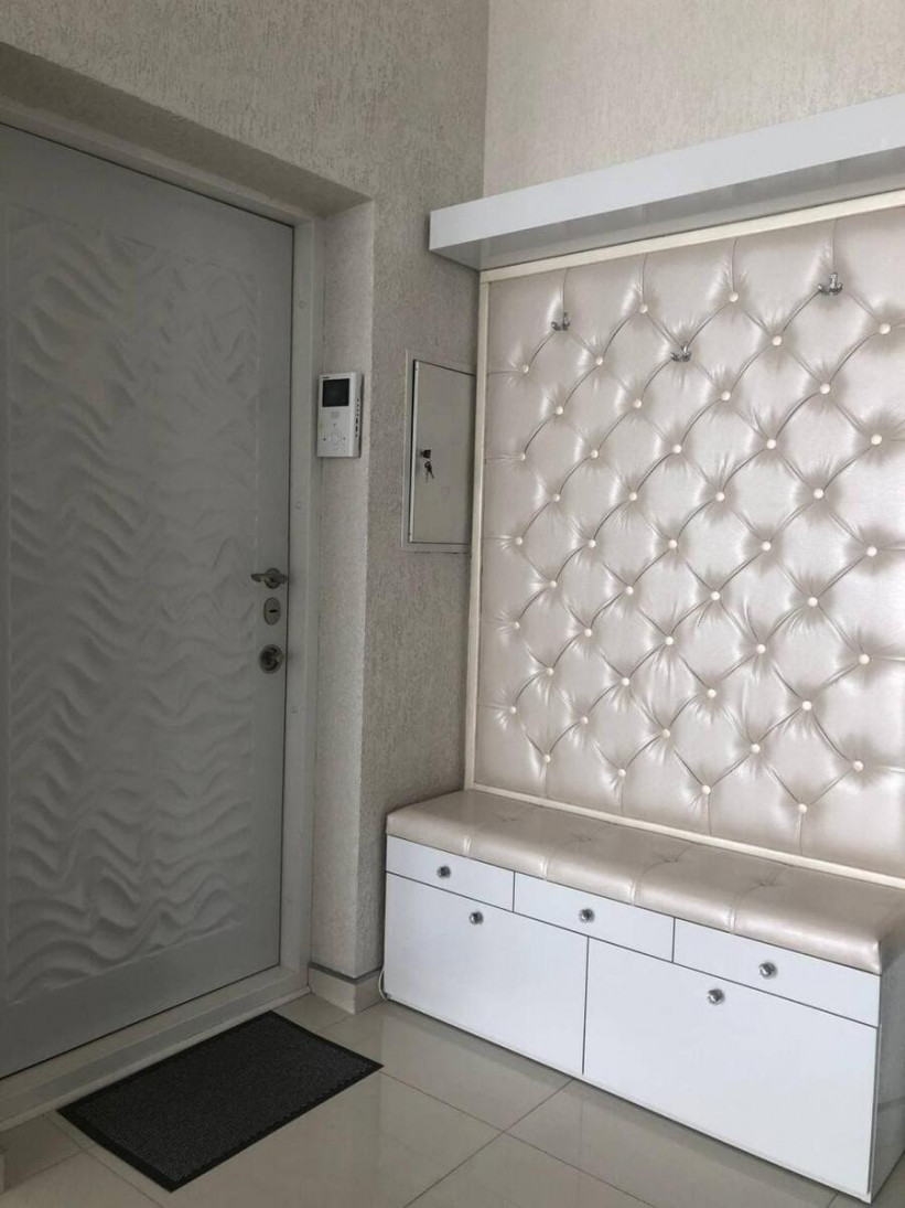 Продажа 2к квартиры в Киеве,  ЖК Новопечерские Липки, Драгомирова Михаила ул., 4