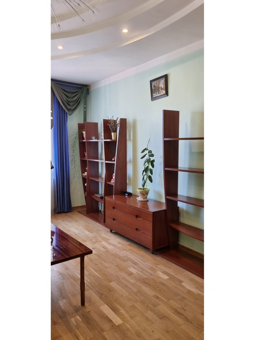 Аренда 4к квартиры в Киеве,  Дмитриевская ул., 17А 17