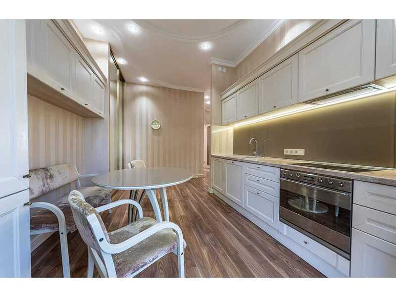 Продажа 2к квартиры в Киеве,  Шелковичная ул., 32/34 4