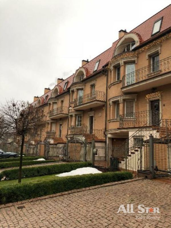 Продажа 5к квартиры в Киеве,  Тимирязевская ул., 32 0
