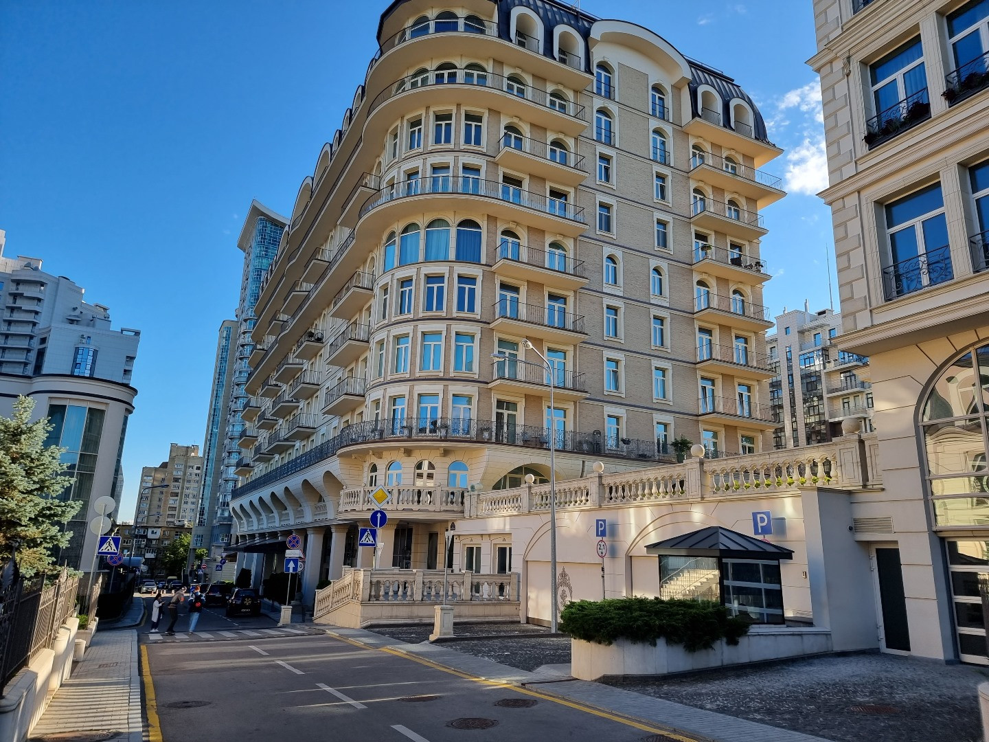 Продажа 4к квартиры в Киеве,  ЖК Ренессанс Резиденс, Новоселицкая ул., 10 21