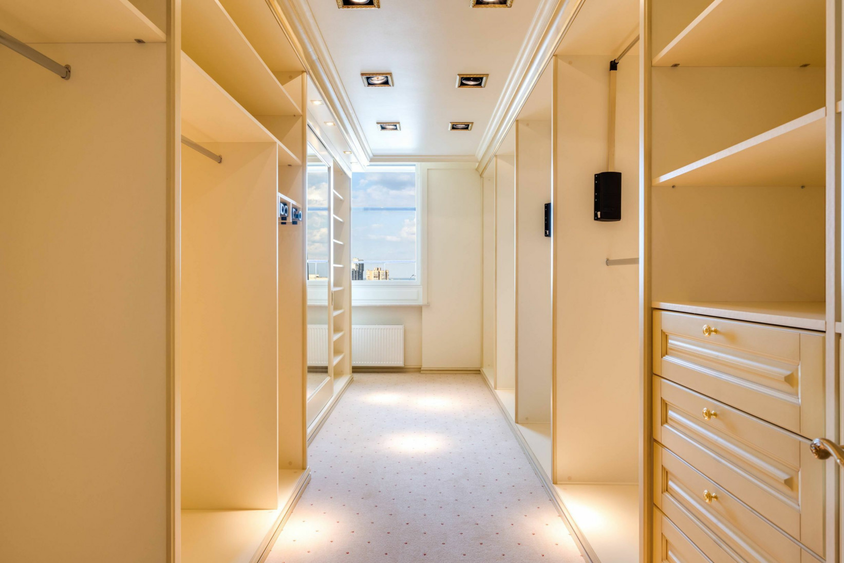 Продажа 6к квартиры в Киеве,  Коновальца ул. (Щорса ул.), 32Б 10