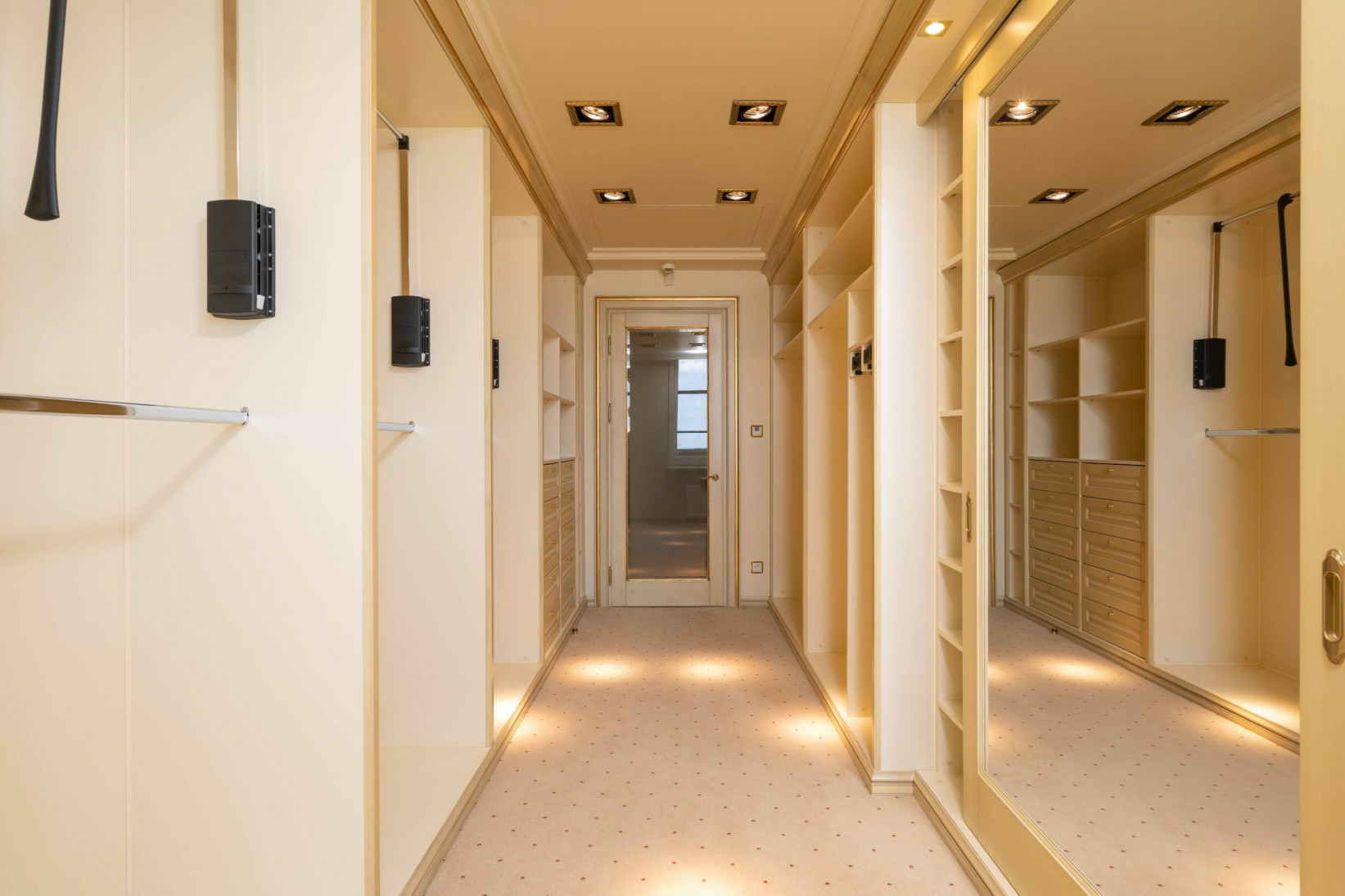 Продажа 6к квартиры в Киеве,  Коновальца ул. (Щорса ул.), 32Б 11