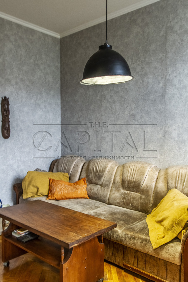 Продажа 4к квартиры в Киеве, Круглоуниверситетская ул., 3