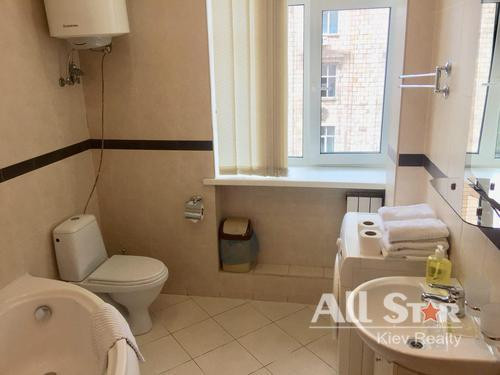 Продажа 2к квартиры в Киеве, Гринченко Бориса ул., 2 6