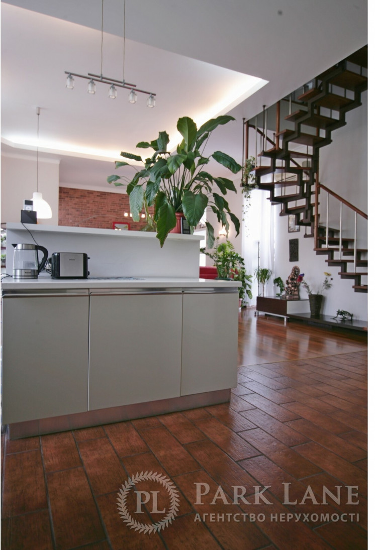 Продажа 4к квартиры в Киеве,  Терещенковская ул., 13 6