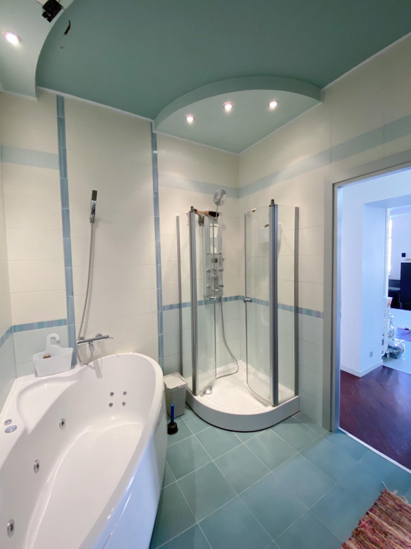 Продажа 2к квартиры в Киеве,  Заньковецкой ул., 1