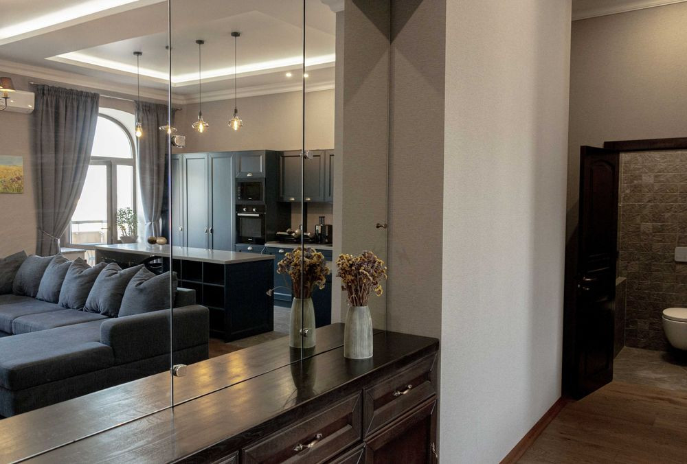 Продажа 2к квартиры в Киеве,  Андреевский спуск, 5