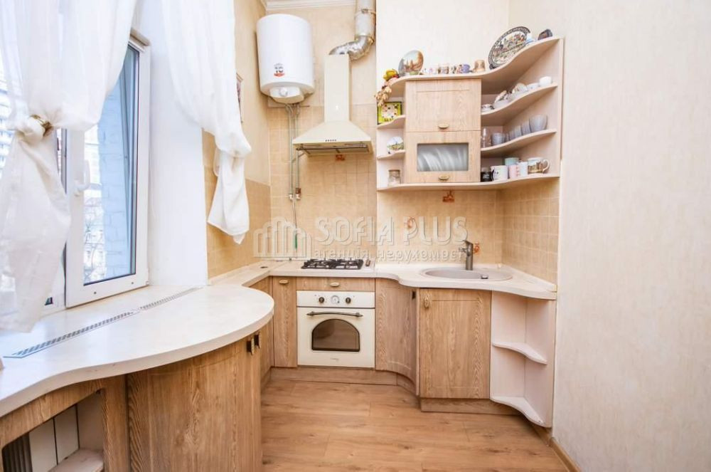 Продажа 3к квартиры в Киеве,  Богдана Хмельницкого ул., 35 0