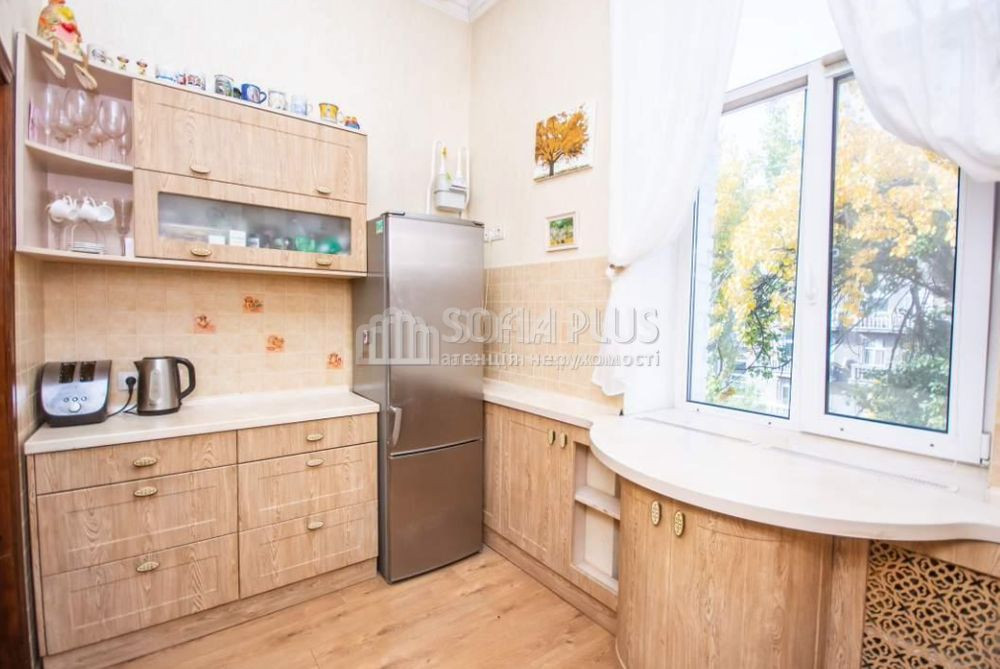 Продажа 3к квартиры в Киеве,  Богдана Хмельницкого ул., 35 1