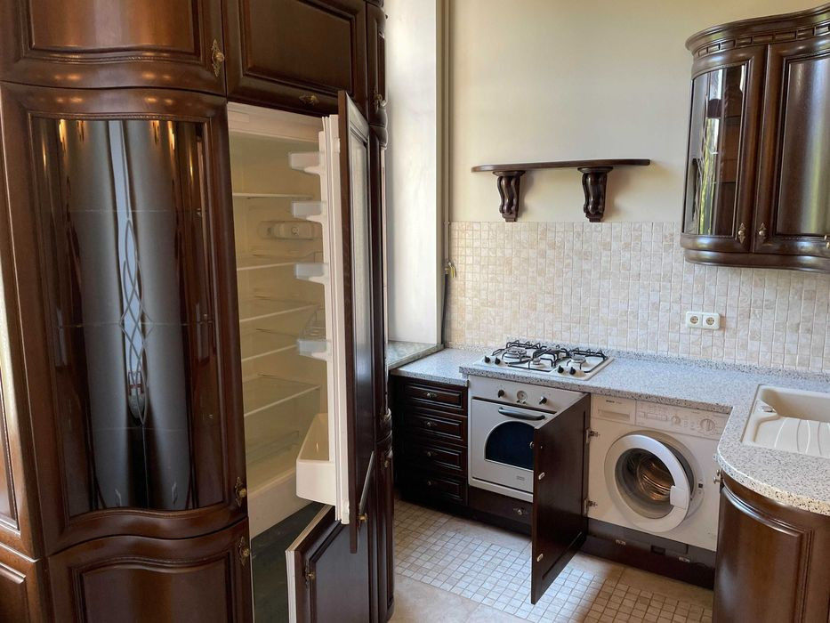 Продажа 2к квартиры в Киеве,  Банковая ул., 3 0