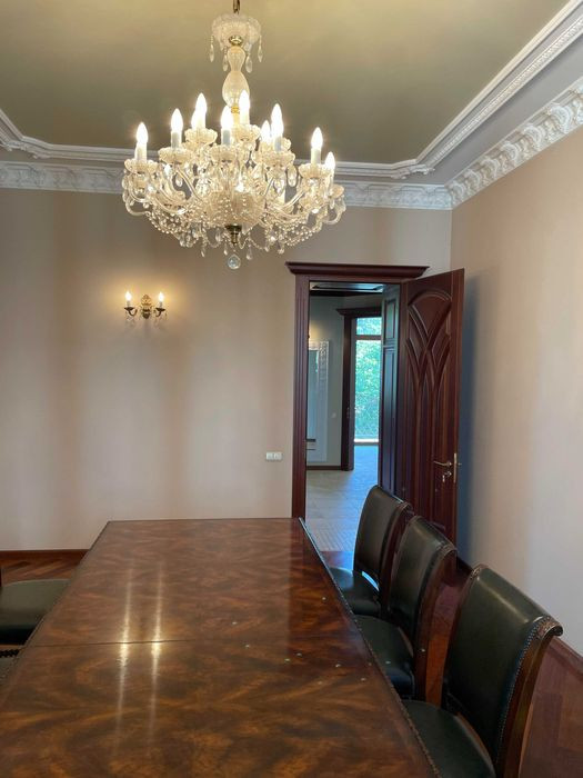 Продажа 2к квартиры в Киеве,  Банковая ул., 3 6