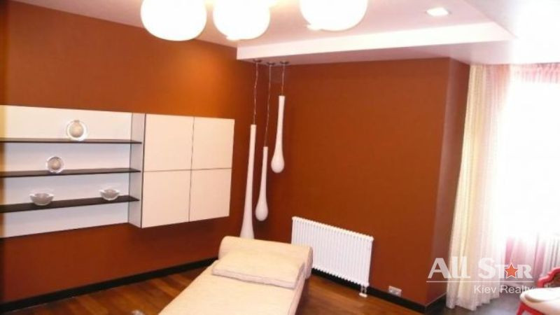 Продажа 2к квартиры в Киеве,  Старонаводницкая ул., 13 5