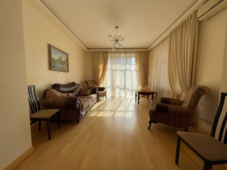 Продажа 4к квартиры в Киеве,  Панаса Мирного ул., 10 12