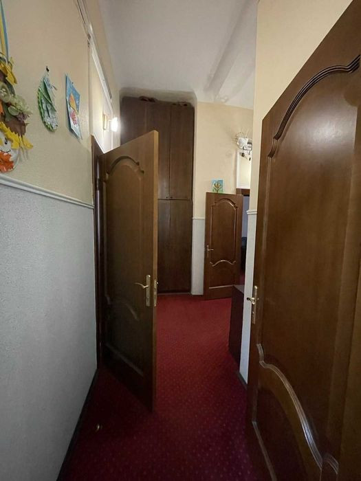 Продажа 3к квартиры в Киеве,  Сагайдачного Петра ул., 8 2
