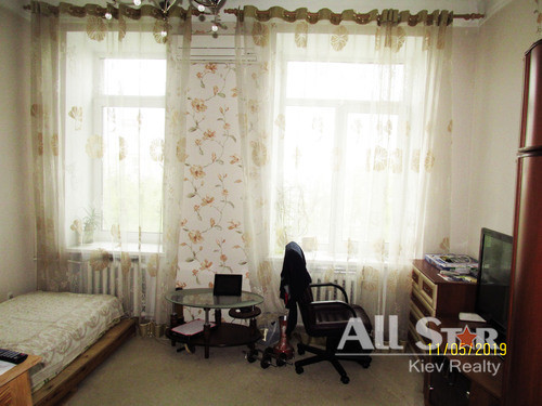 Продажа 2к квартиры в Киеве,  Крещатик ул., 15 0