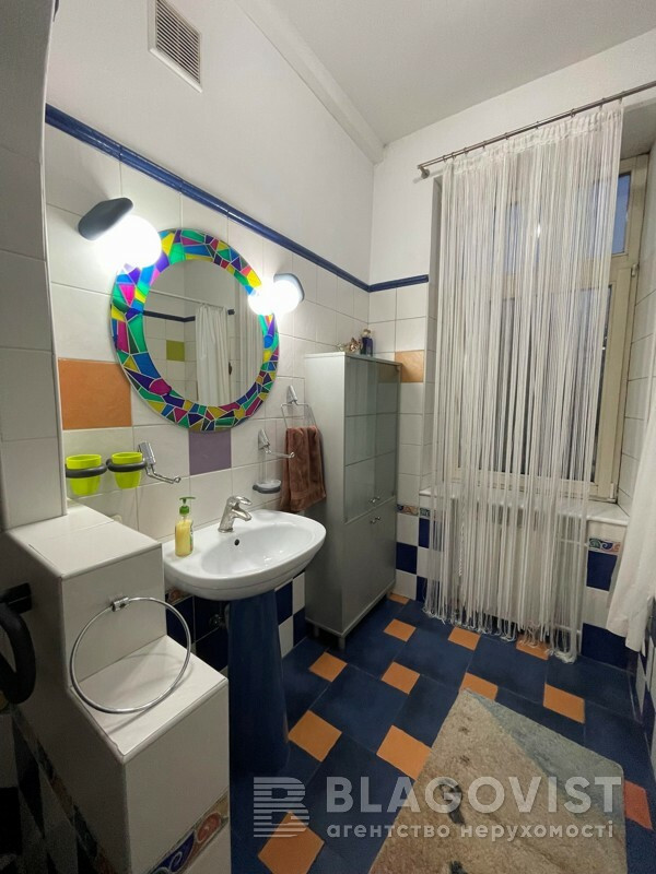 Продажа 2к квартиры в Киеве,  Рейтарская ул., 30 5