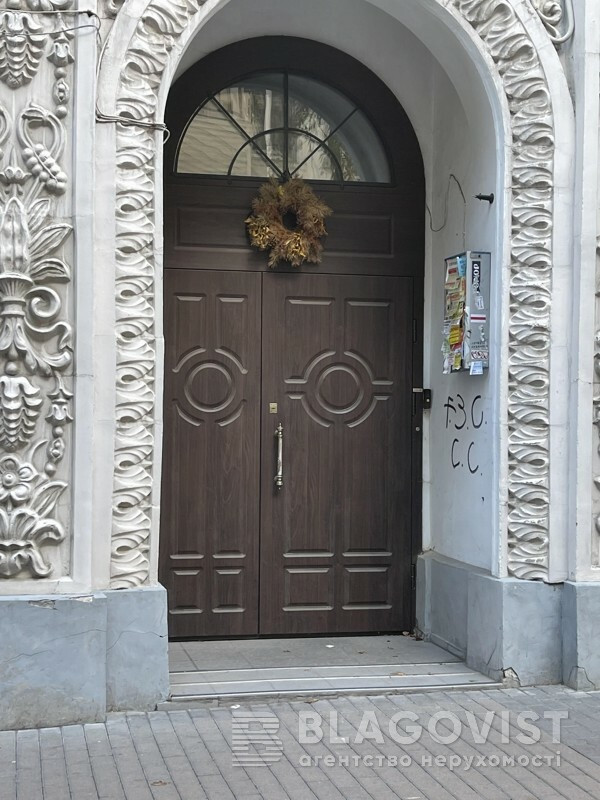 Продажа 2к квартиры в Киеве,  Рейтарская ул., 30 13
