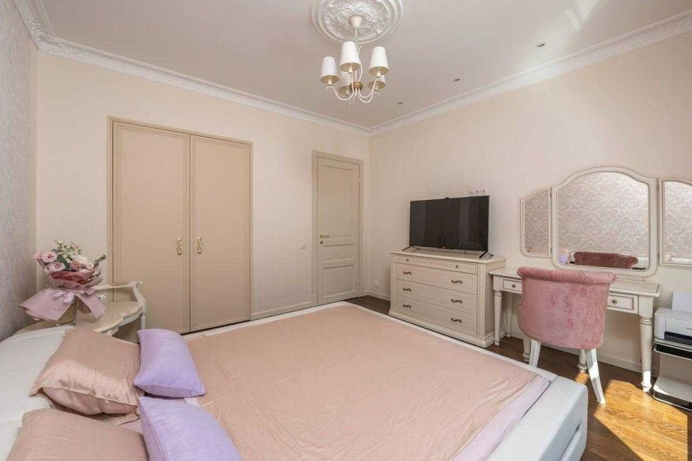 Продажа 3к квартиры в Киеве,  ЖК Новопечерские Липки, Драгомирова Михаила ул., 12 4
