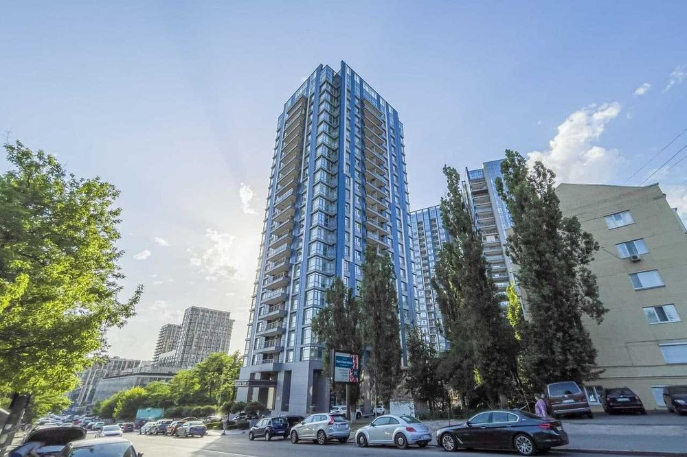 Продажа 3к квартиры в Киеве,  ЖК Централ Парк, Джона Маккейна ул. (Кудри Ивана ул.), 7 13